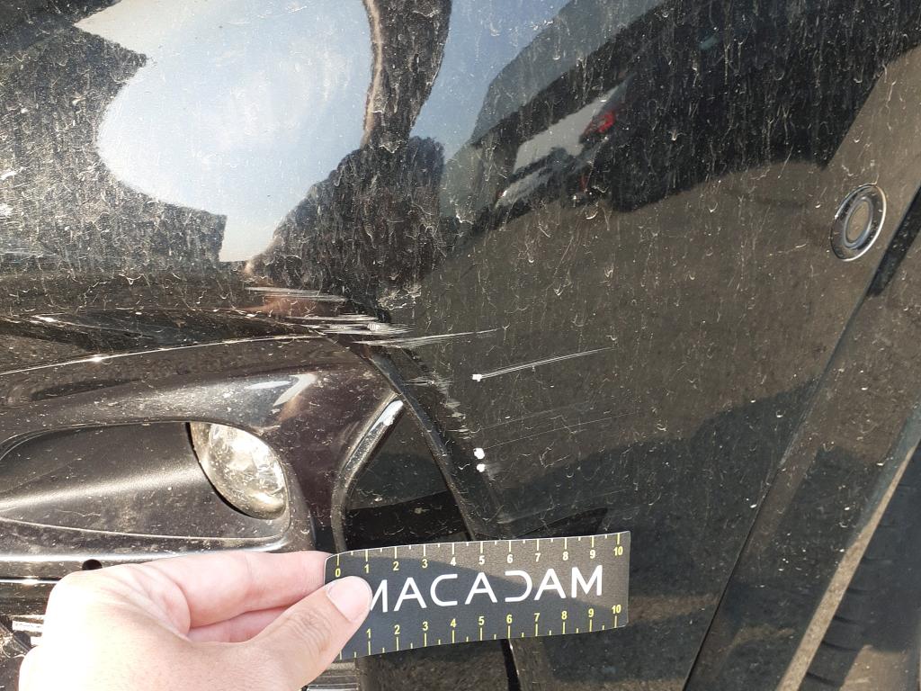 Daño en Carocería Arañazo ligero Arañazo ligero