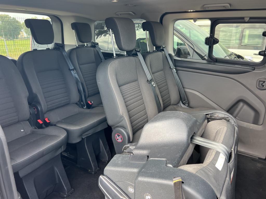 Foto Ford TOURNEO CUSTO 6