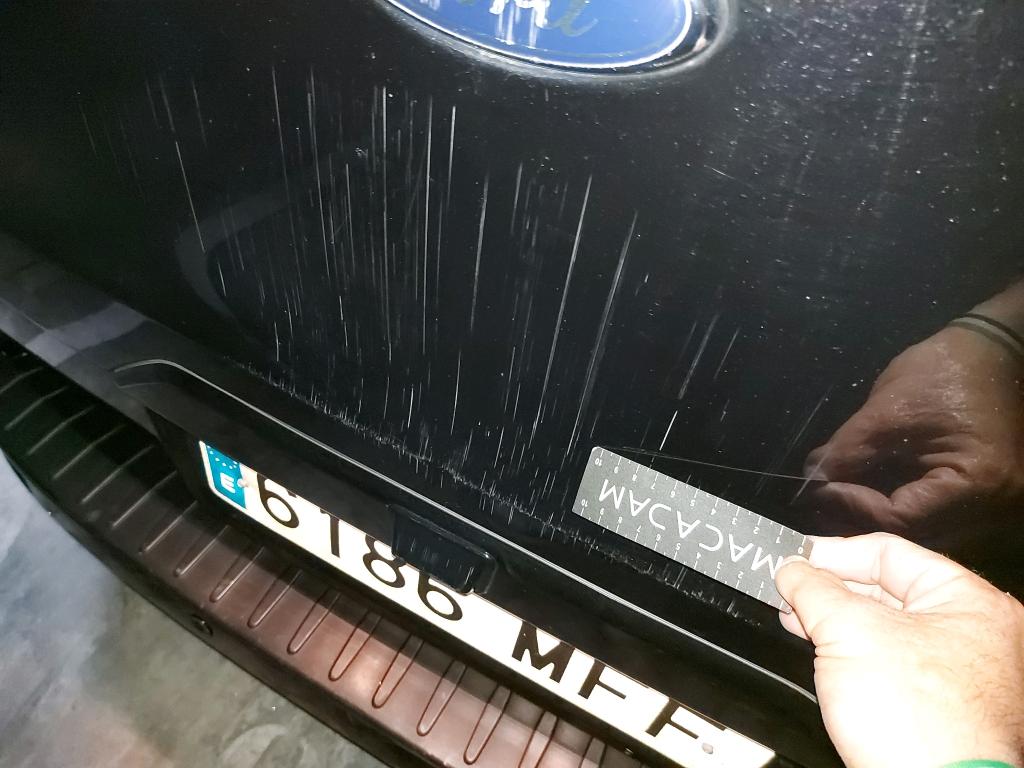 Daño en Carocería Arañazo ligero Arañazo ligero
