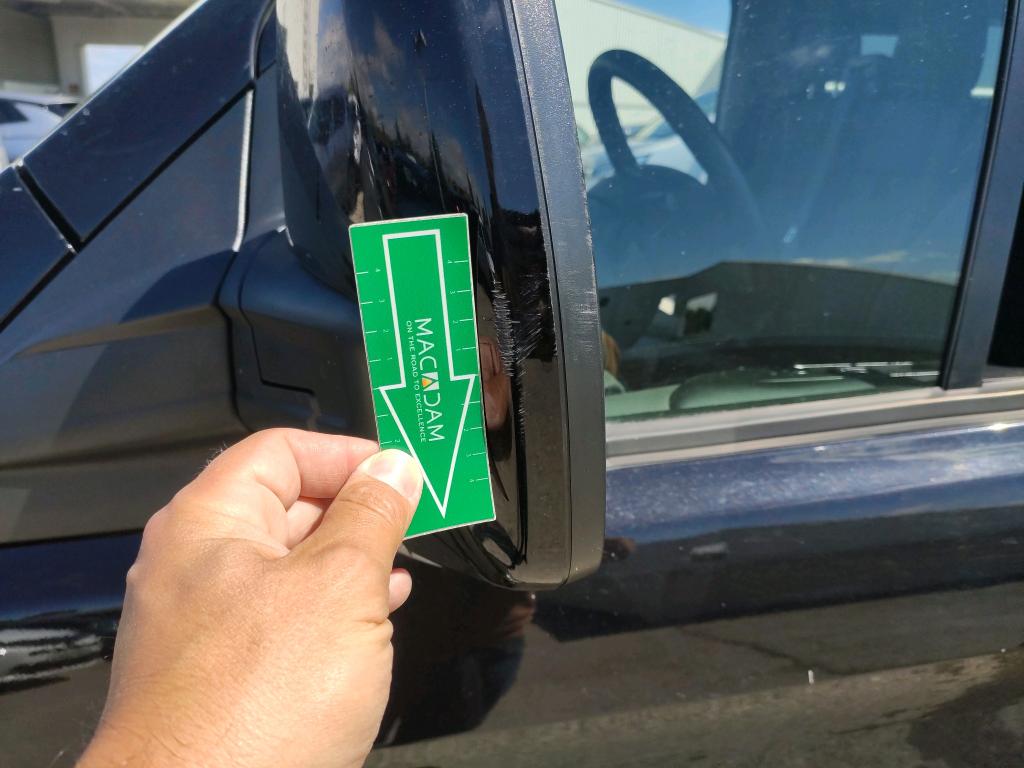 Daño en panel Arañazo ligero Arañazo ligero
