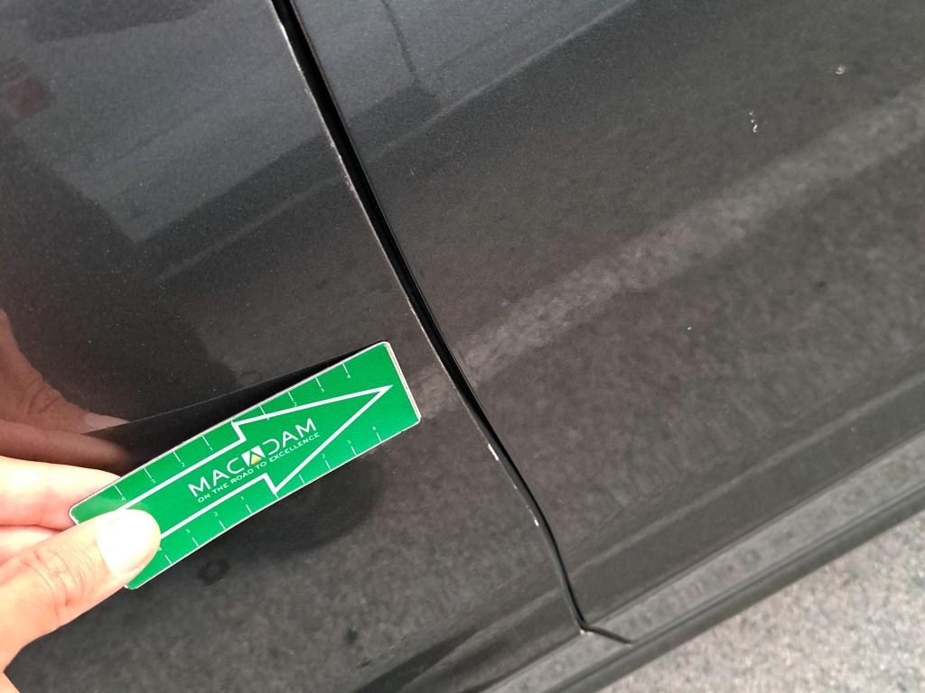 Daño en panel dañado dañado