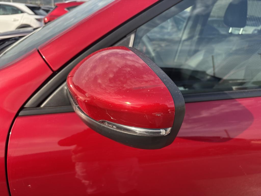 Daño en panel dañado dañado
