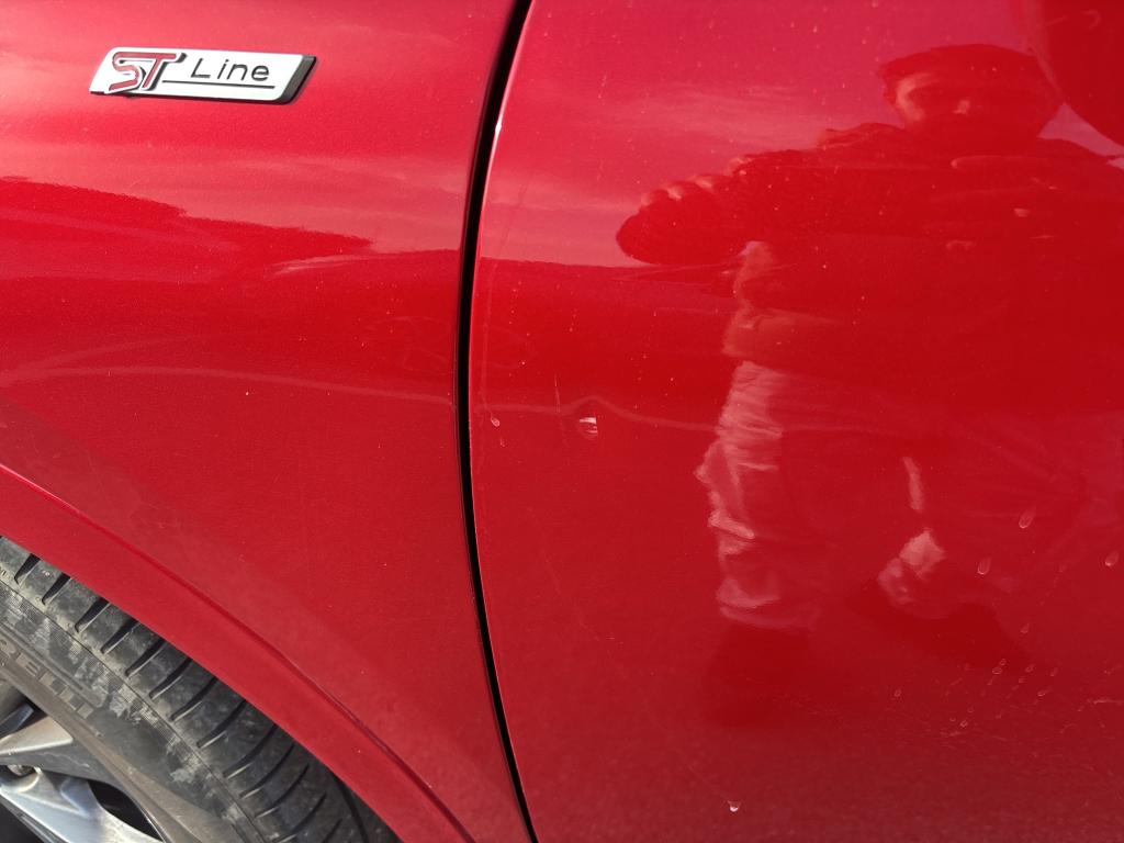 Daño en panel dañado dañado