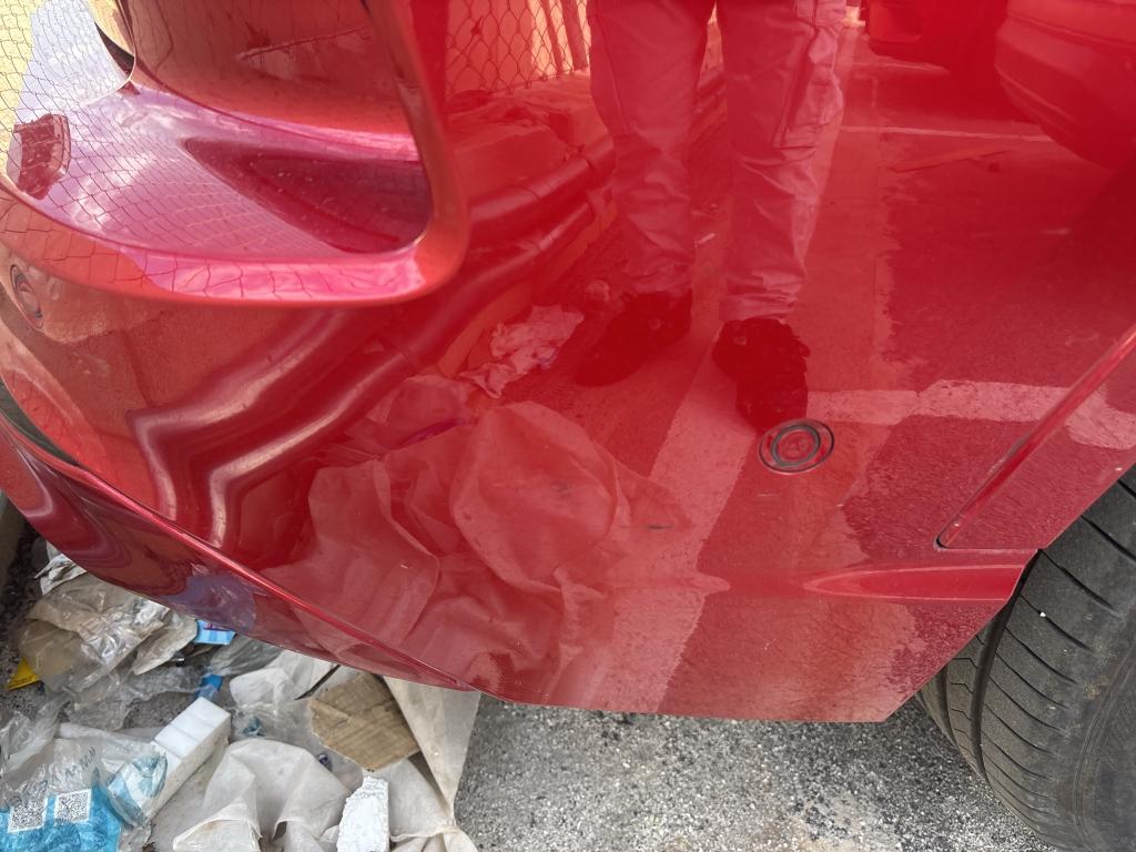 Daño en Carocería Arañazo ligero Arañazo ligero