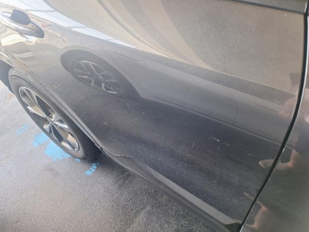 Daño en Panel dañado dañado