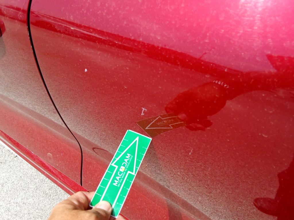 Daño en panel dañado dañado
