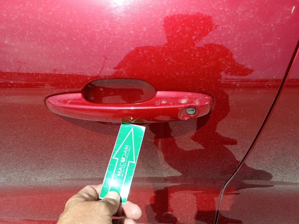 Daño en panel dañado dañado