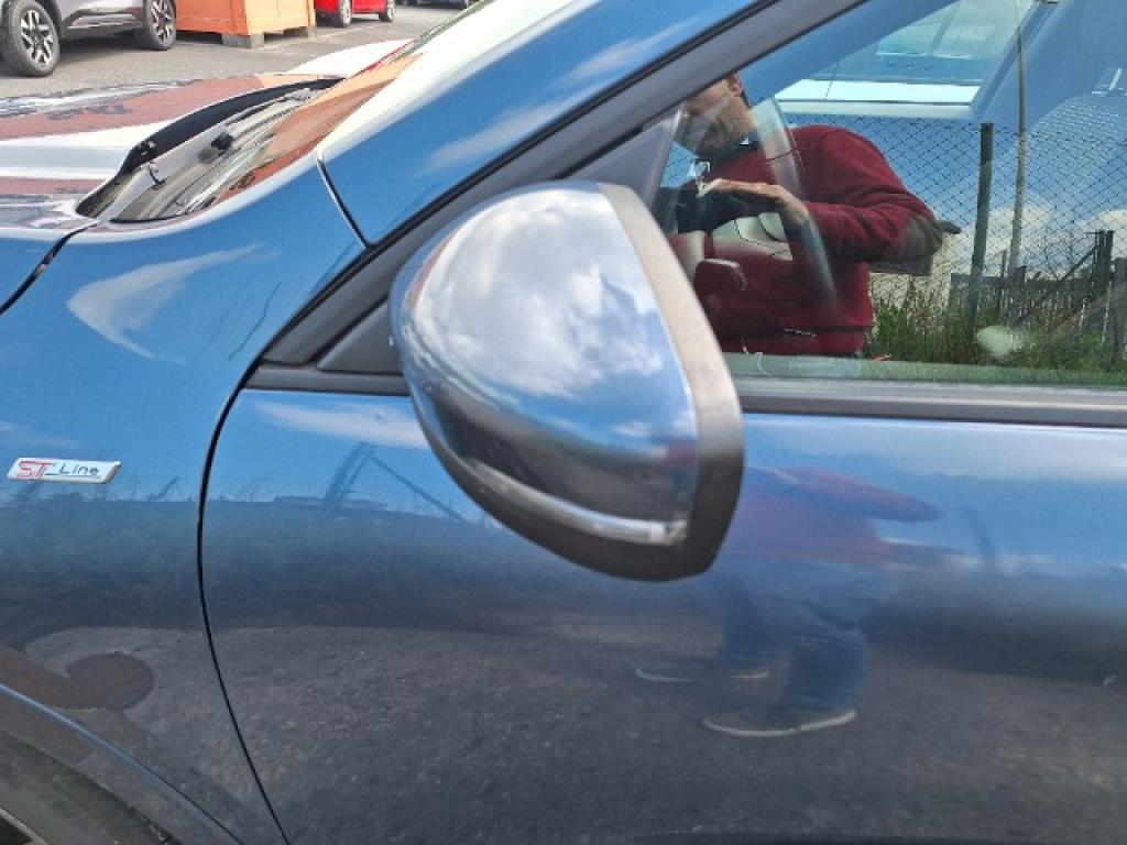 Daño en panel dañado dañado