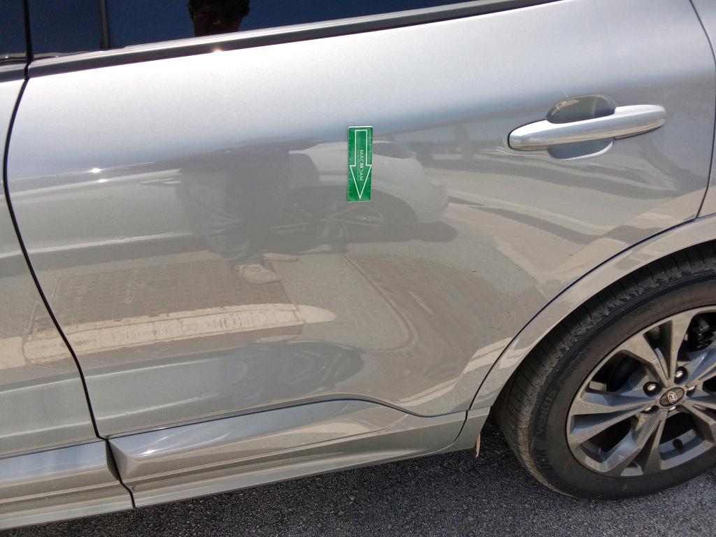 Daño en panel dañado dañado