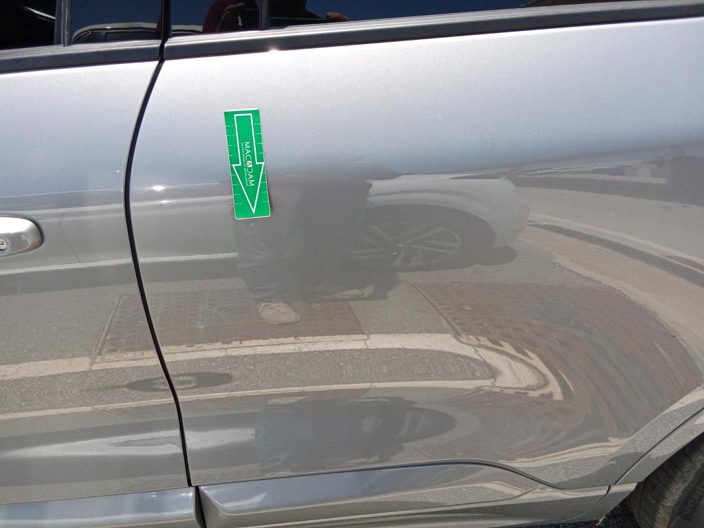 Daño en panel dañado dañado