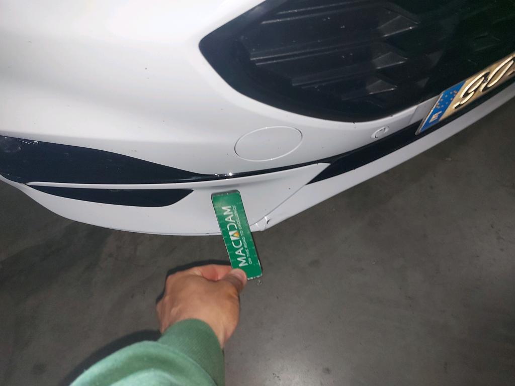 Daño en Carocería Arañazo ligero Arañazo ligero