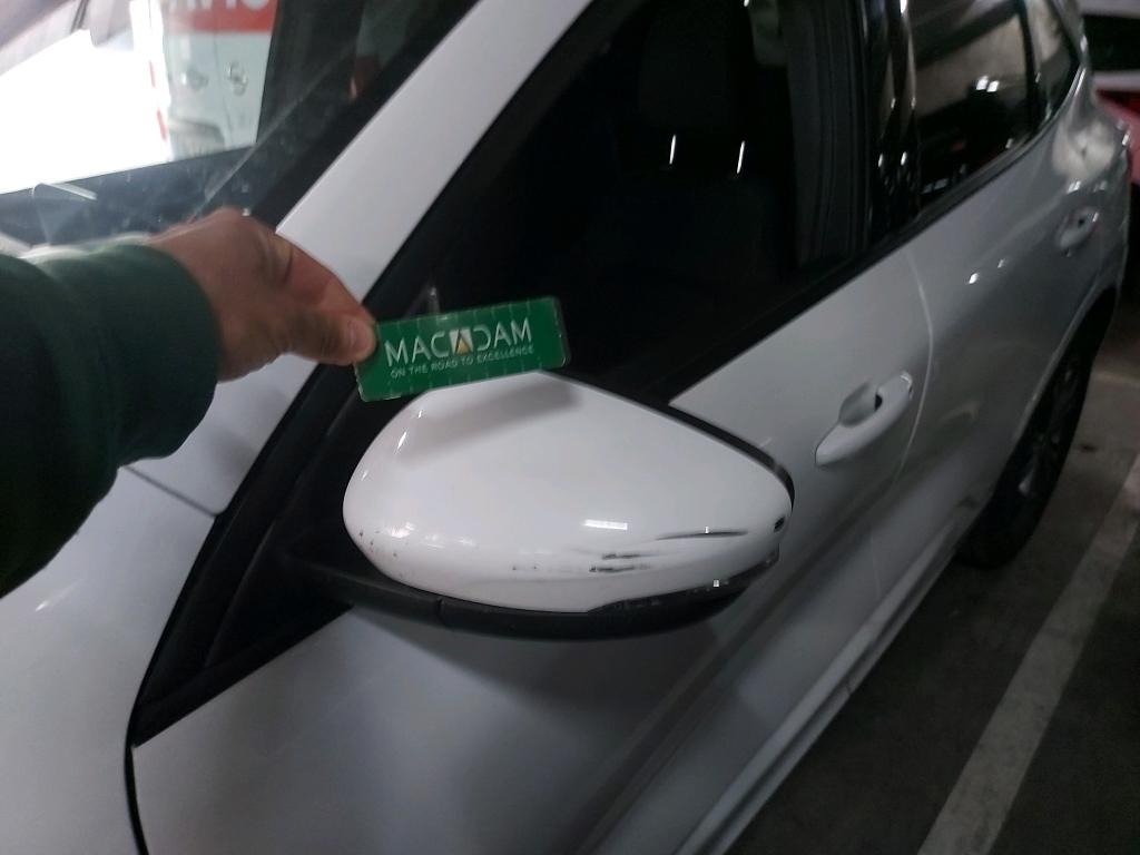 Daño en panel Arañazo ligero Arañazo ligero