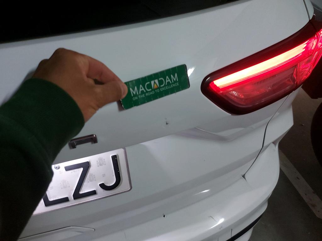 Daño en Carocería Arañazo ligero Arañazo ligero