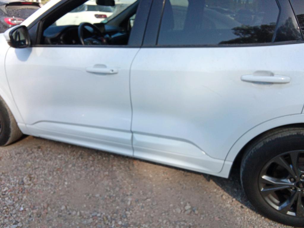 Daño en panel dañado dañado