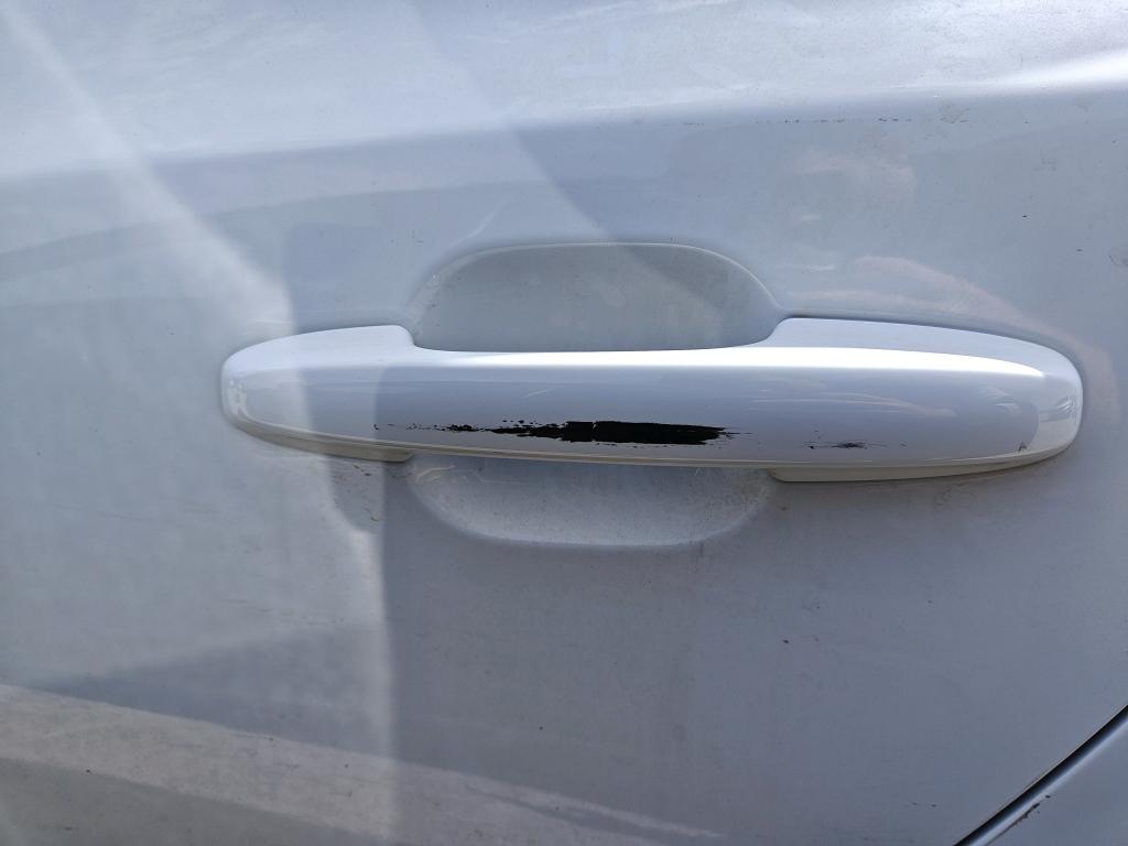 Daño en panel dañado dañado
