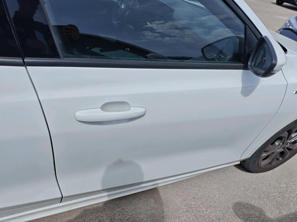 Daño en Panel Arañazo ligero Arañazo ligero