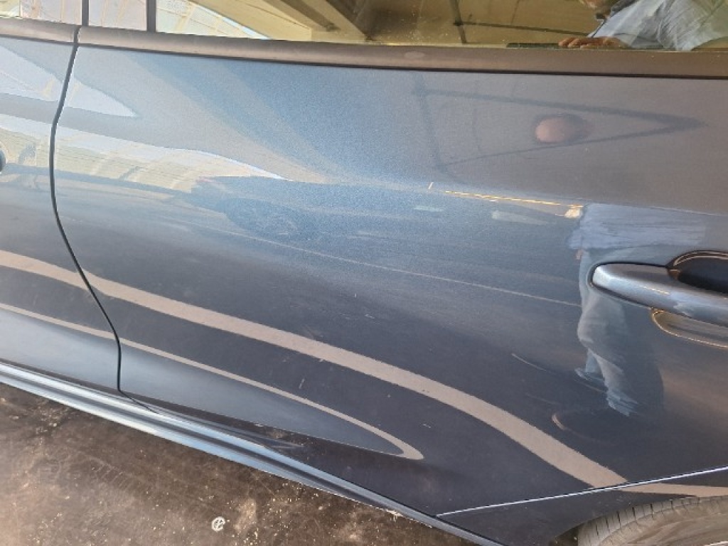 Daño en panel dañado dañado