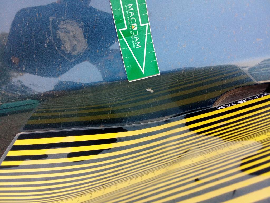 Daño en panel dañado dañado