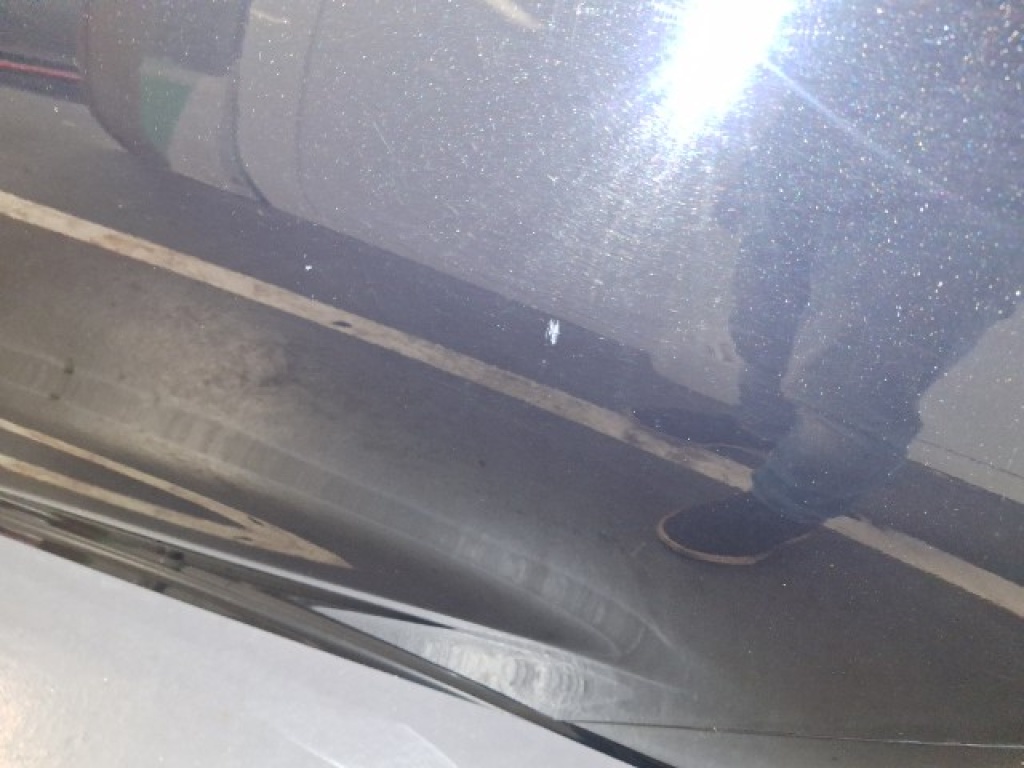 Daño en panel dañado dañado