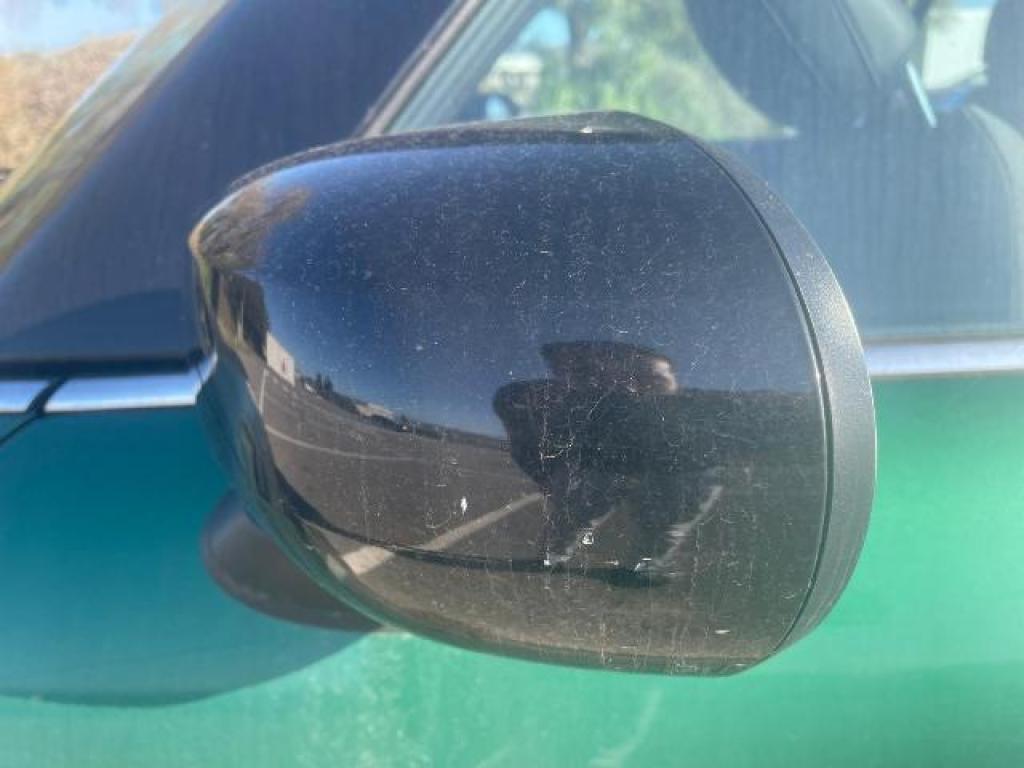 Daño en panel dañado dañado