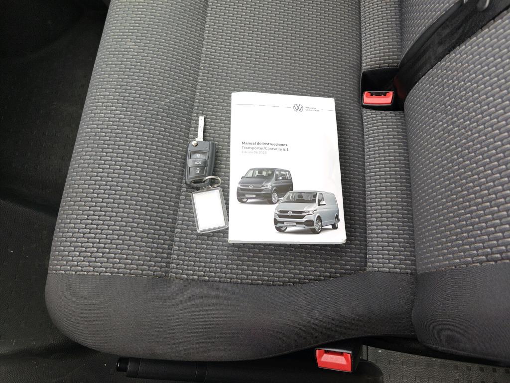 Foto Volkswagen CARAVELLE 4