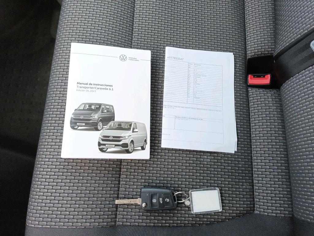 Foto Volkswagen CARAVELLE 4