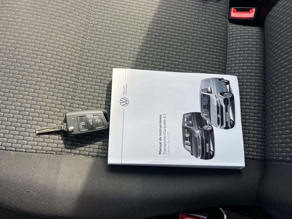 Foto Volkswagen CARAVELLE 4