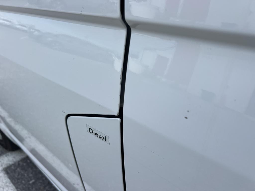 Daño en panel Arañazo ligero Arañazo ligero