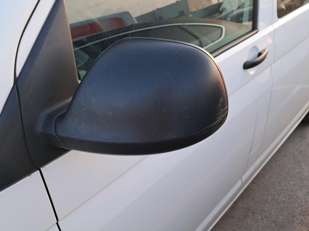 Daño en panel dañado dañado