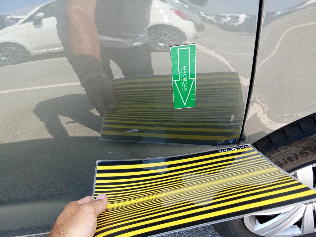 Daño en panel dañado dañado