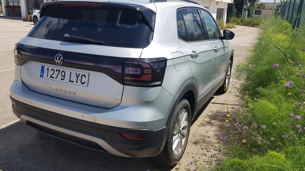 Foto Volkswagen T-CROSS 2