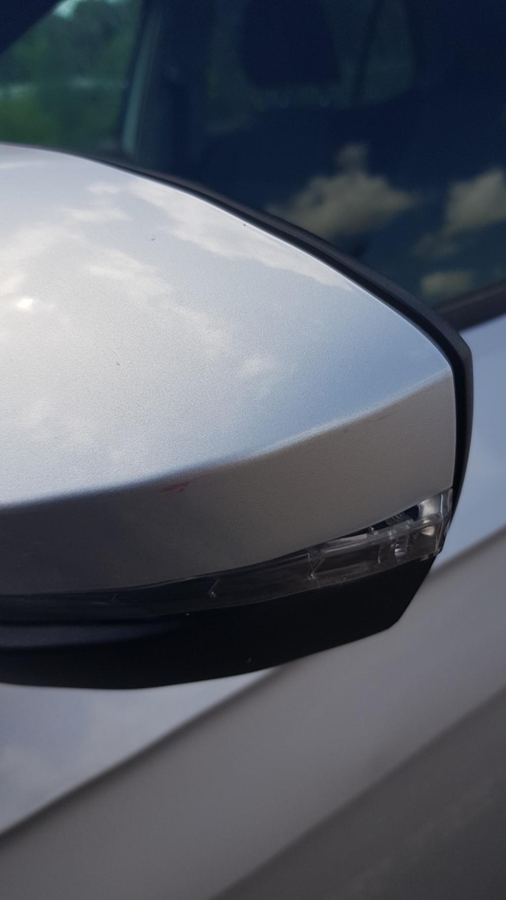 Daño en panel dañado dañado