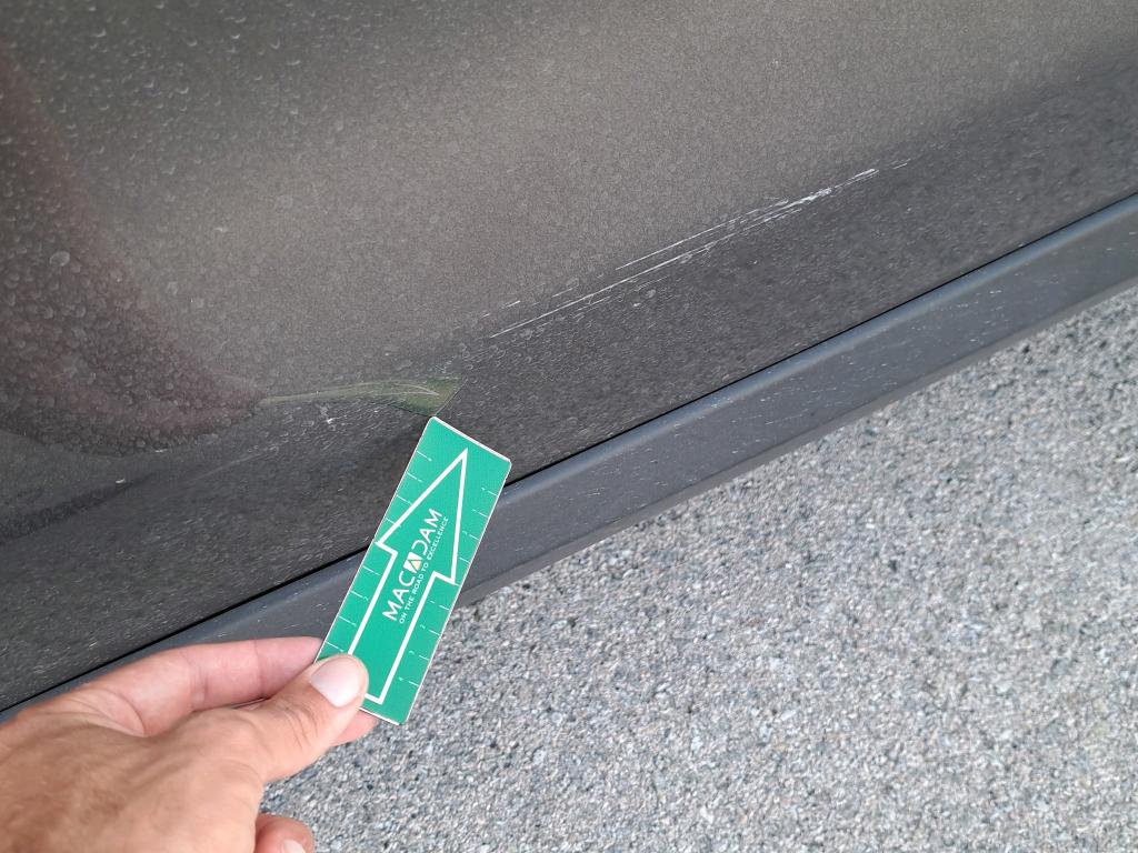 Daño en panel dañado dañado