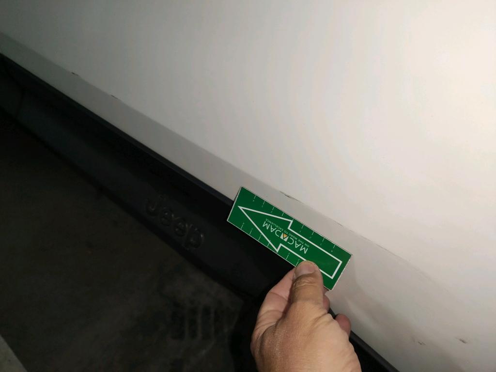 Daño en panel Arañazo ligero Arañazo ligero