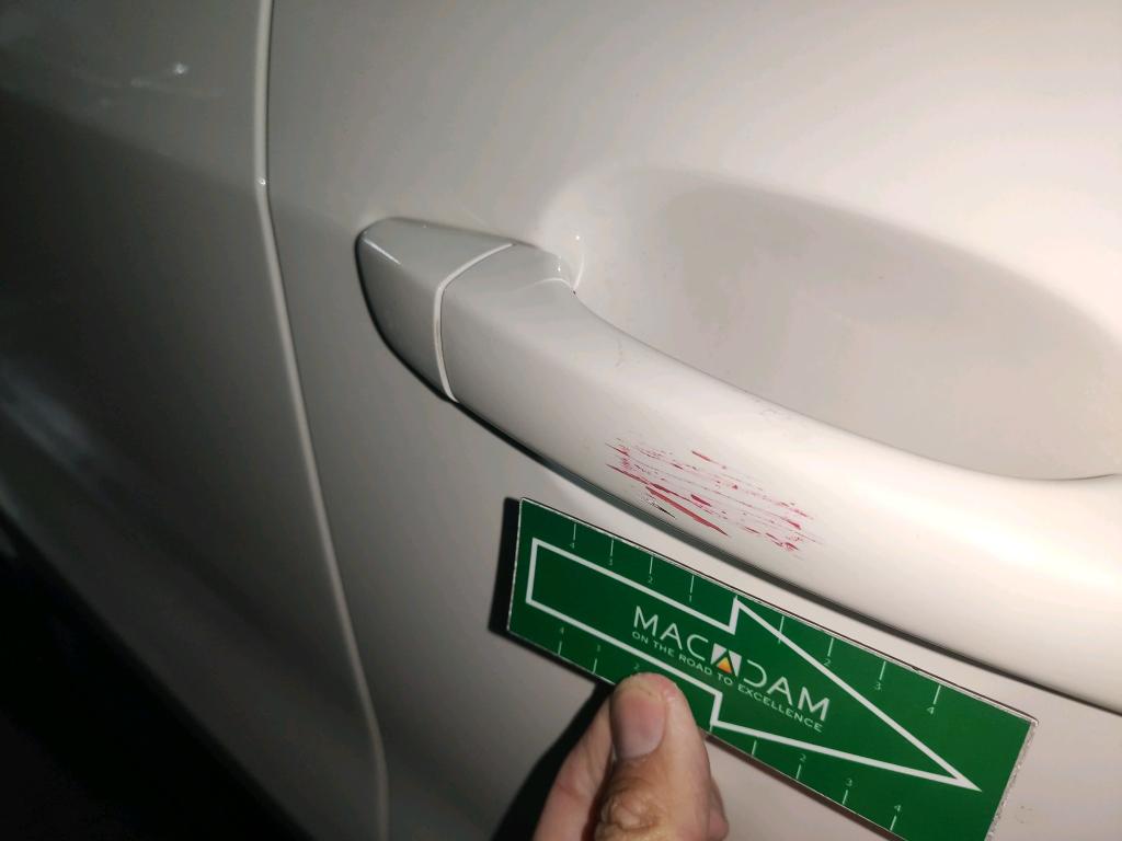 Daño en Panel Arañazo ligero Arañazo ligero