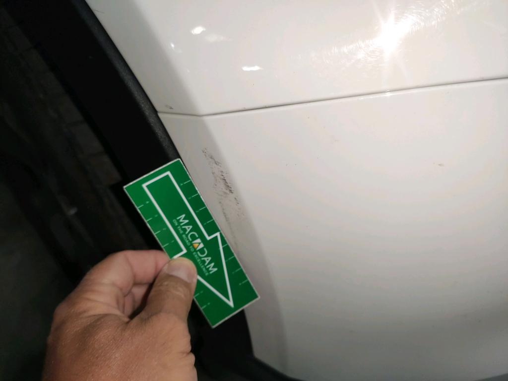 Daño en Carocería Arañazo ligero Arañazo ligero