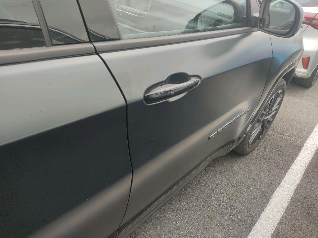 Daño en Panel Arañazo ligero Arañazo ligero