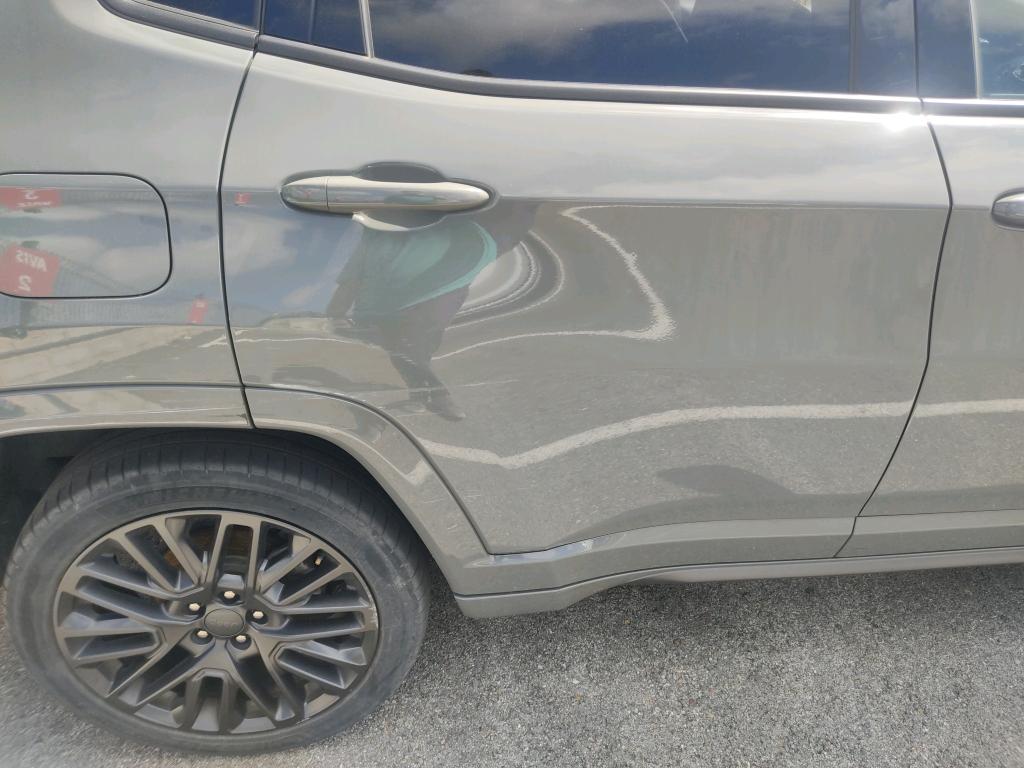 Daño en Panel dañado dañado