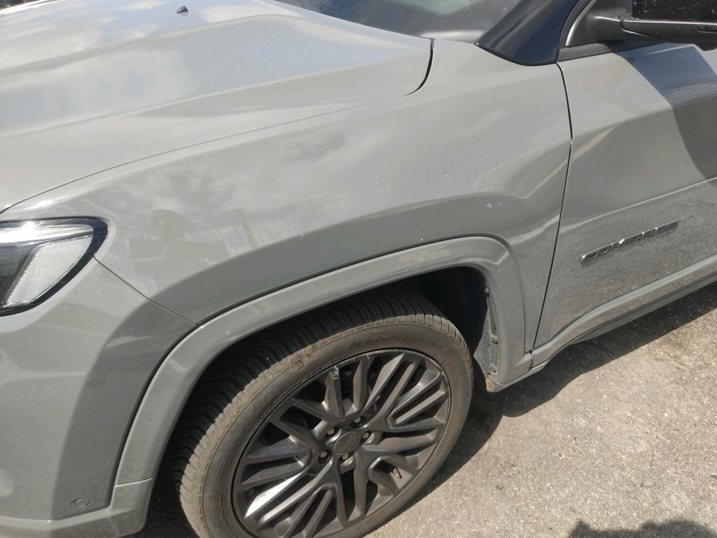 Daño en Carocería Arañazo ligero Arañazo ligero