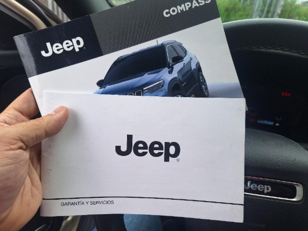 Foto Jeep Compass 4
