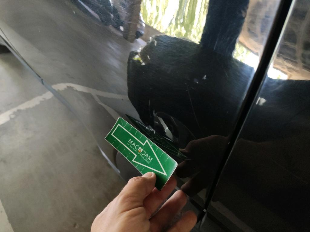 Daño en panel dañado dañado