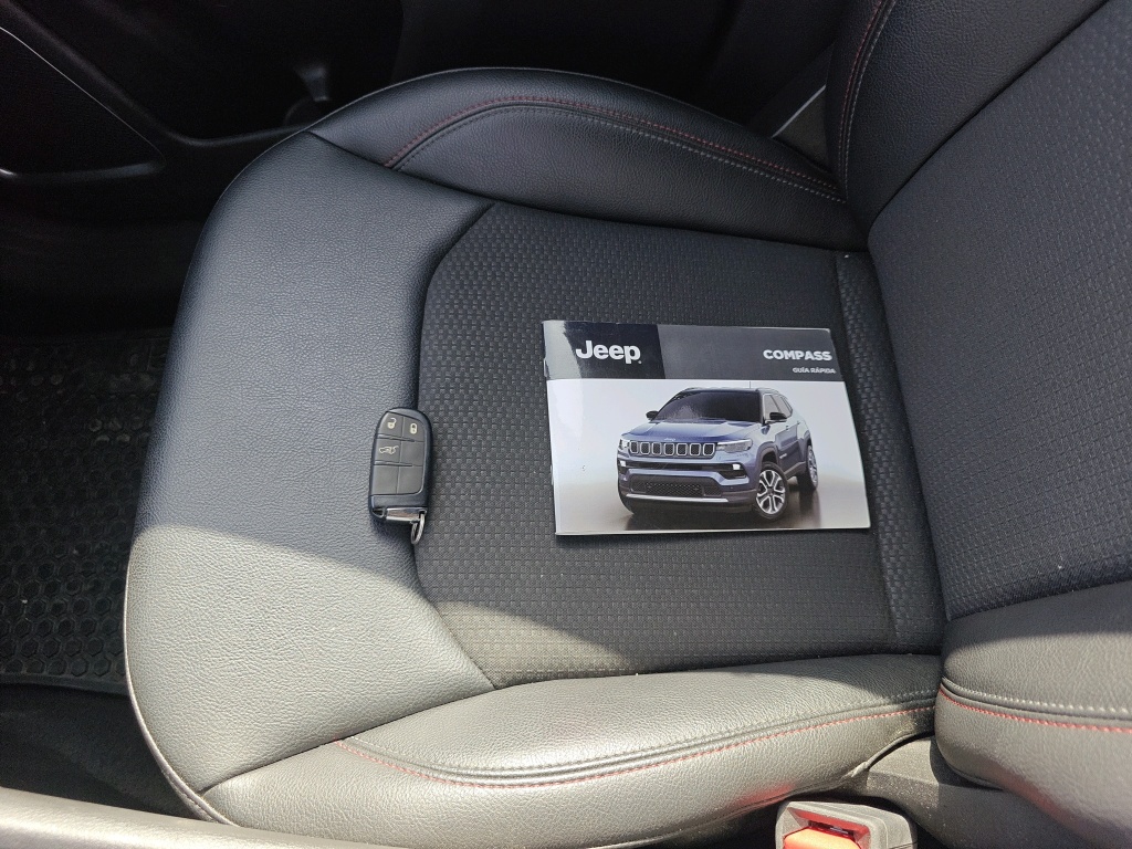 Foto Jeep Compass 4