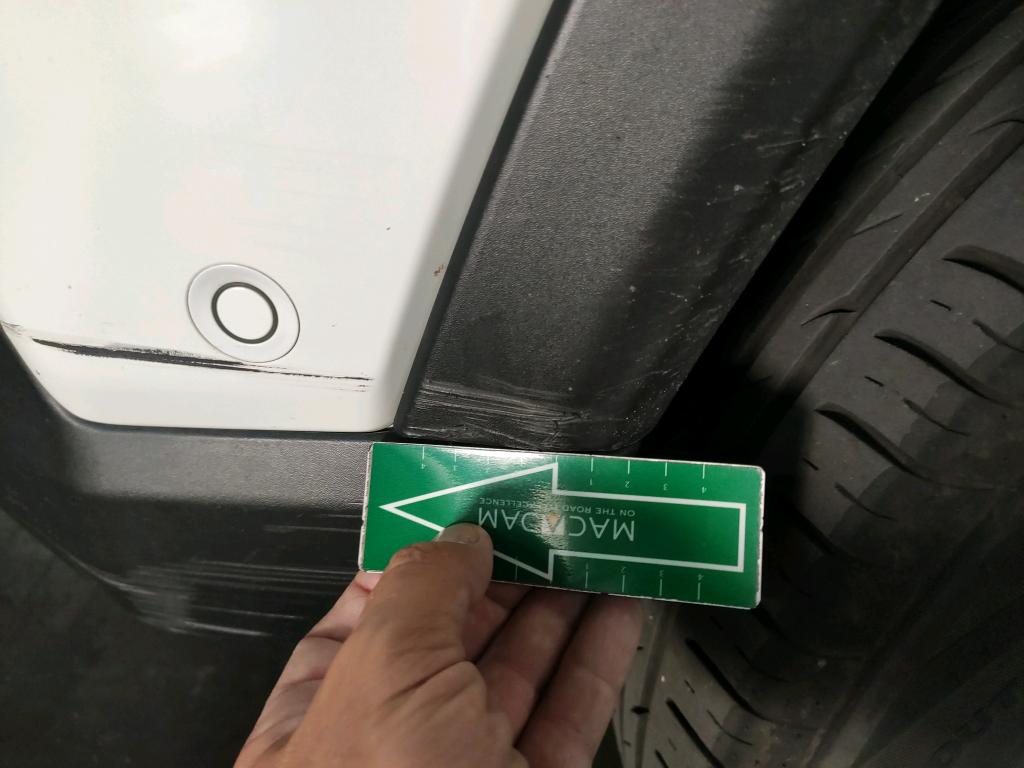 Daño en Carocería Arañazo ligero Arañazo ligero