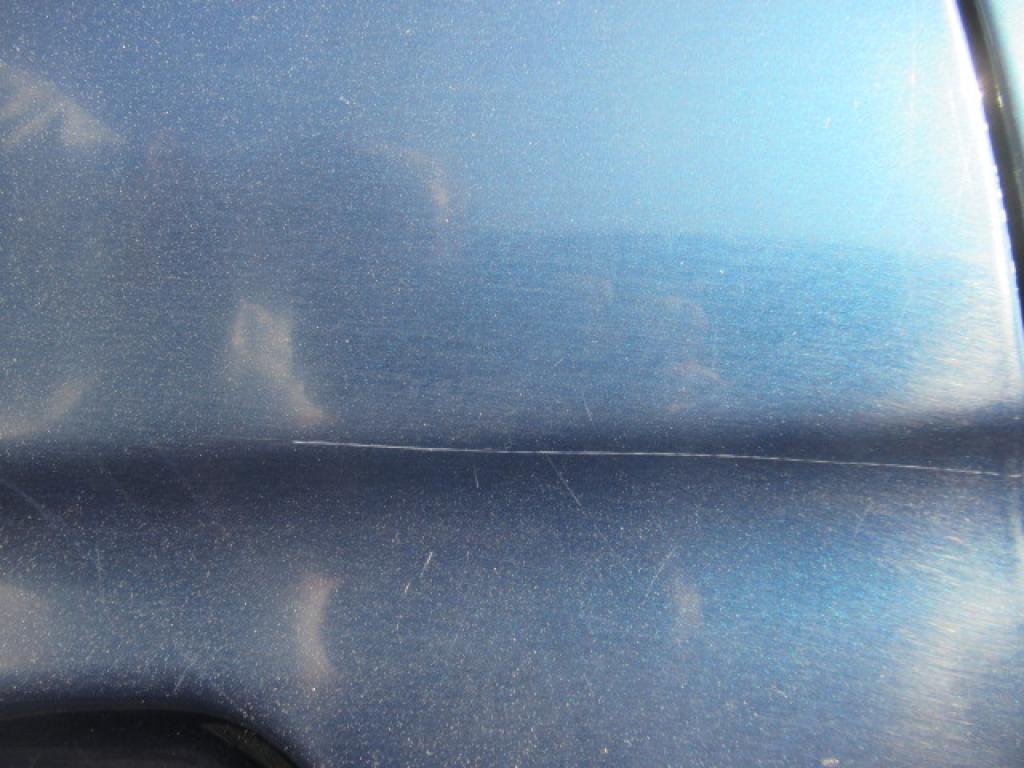 Daño en panel dañado dañado