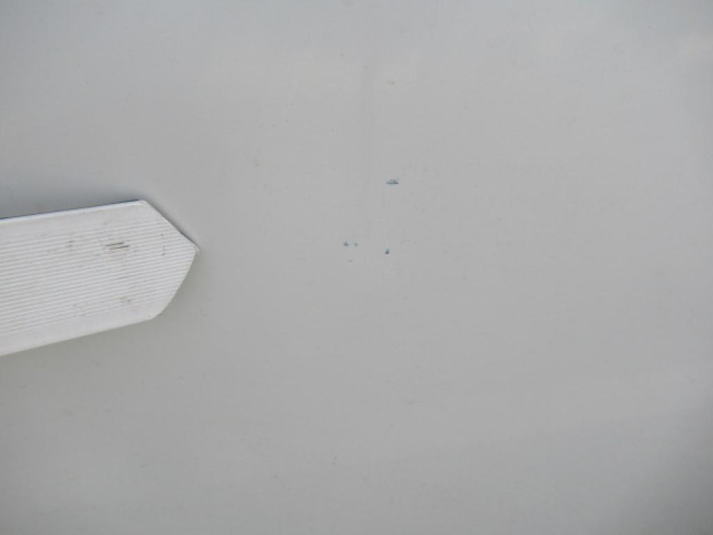 Daño en panel dañado dañado