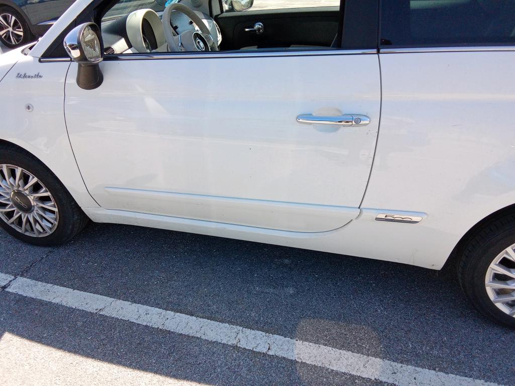 Daño en panel dañado dañado