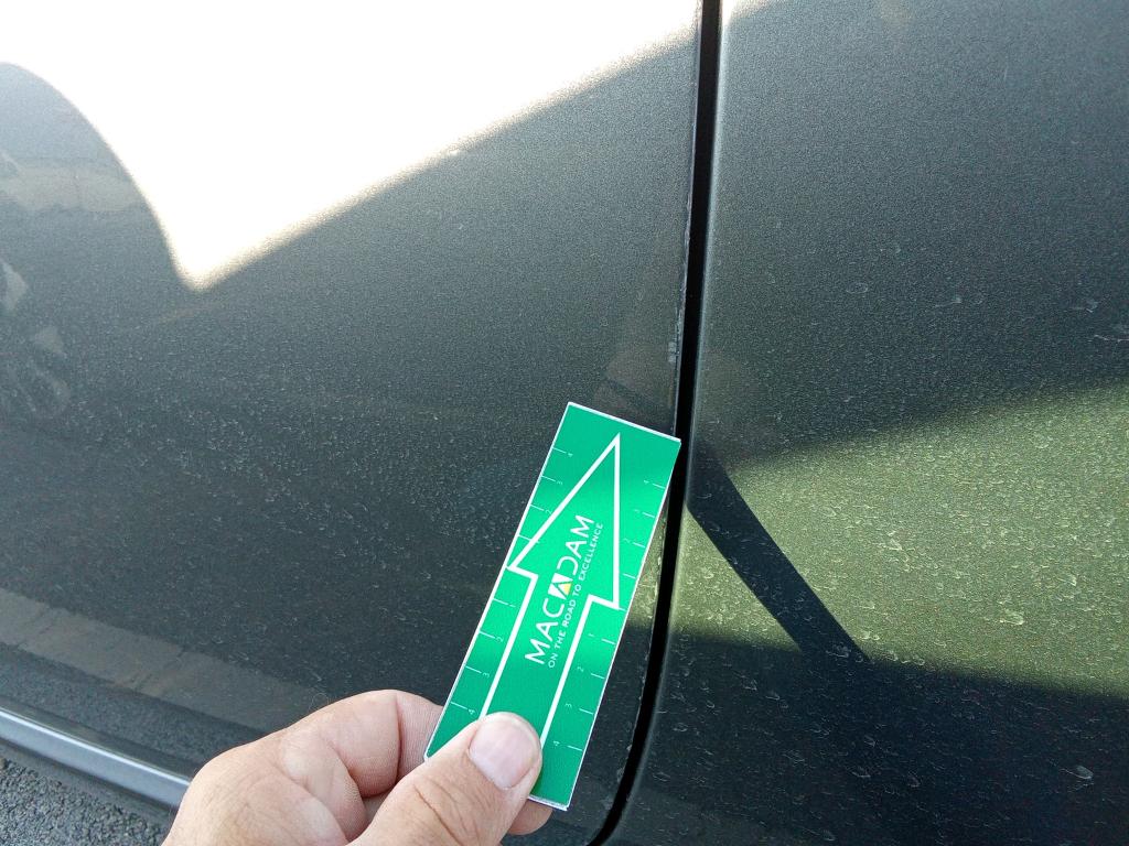 Daño en panel dañado dañado
