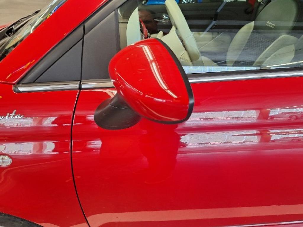 Daño en panel dañado dañado