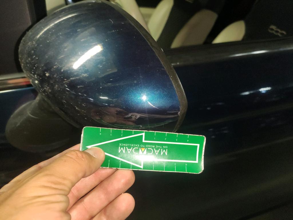 Daño en panel Arañazo ligero Arañazo ligero
