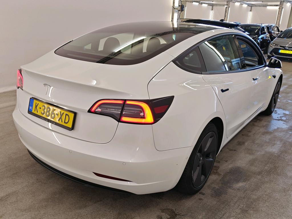 Foto 2 van Tesla Model 3